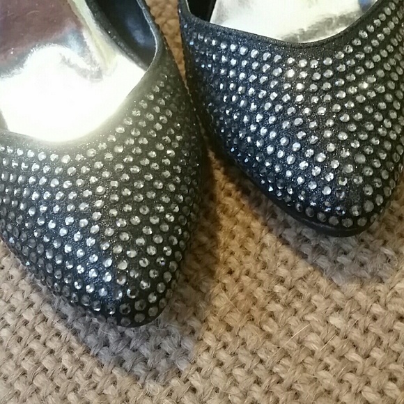 Beautiful  rhinestone heels - Picture 3 of 8